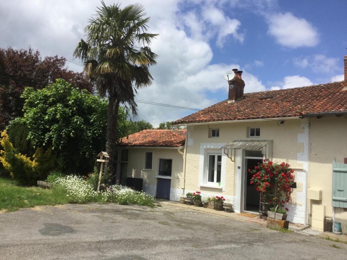 The Little House Villa Mezieres-sur-Issoire Exteriör bild